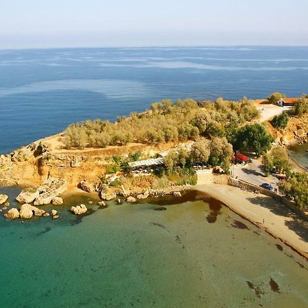 Ikia Aretousa Kato Daratso Luaran gambar